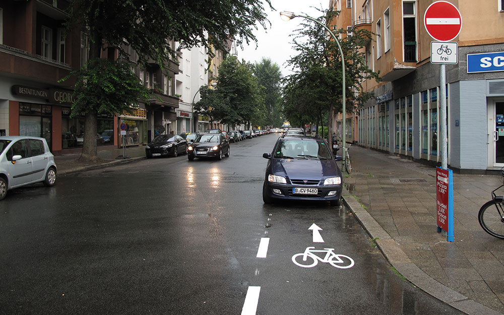 Foto: Einfahrt Anzengruberstraße.