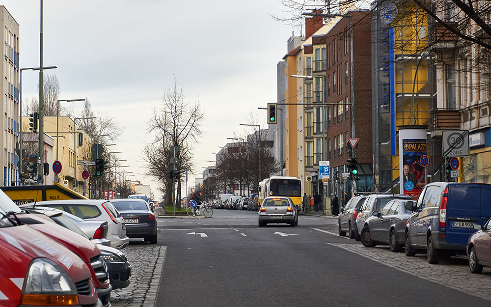 Foto: Ausfahrt Herrfurthstraße vor Änderung.